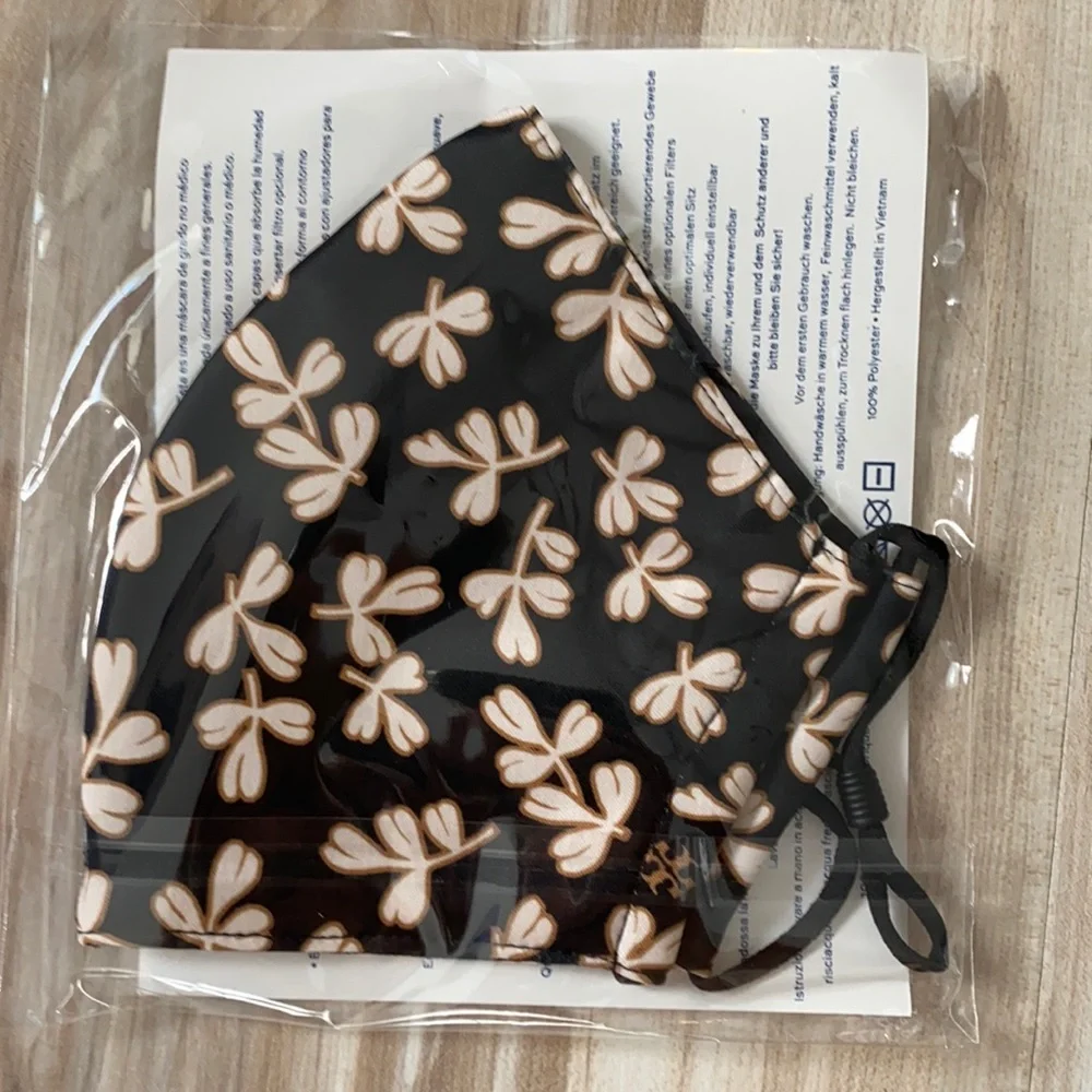 ❤️ Tory Burch Printed Face Mask New